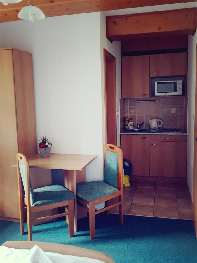 Penzion Pupik Kasperske Hory Exterior foto